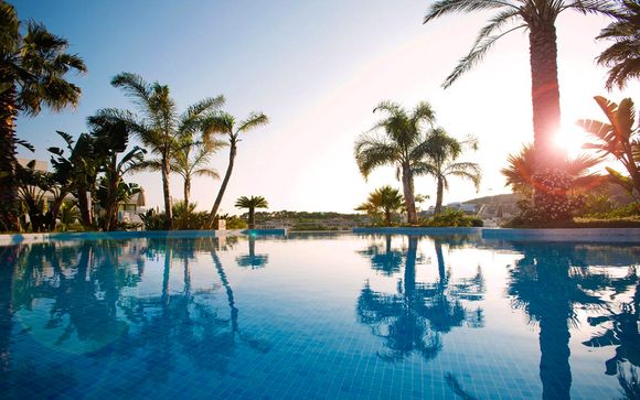 Hôtel Dolce Sitges 5*