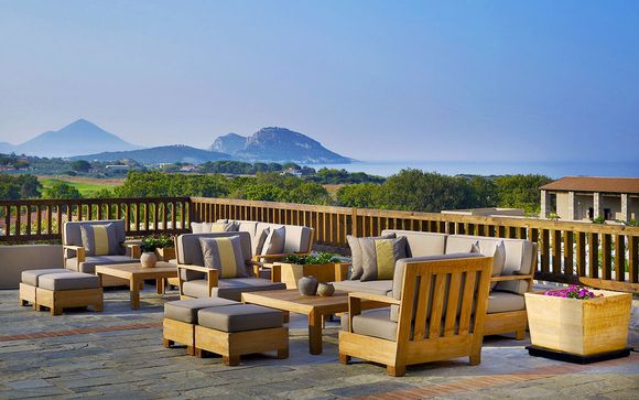 Poussez les portes de l'hôtel The Westin Resort Costa Navarino 5*