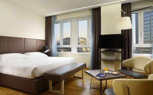 UNA Hotel Century 4*