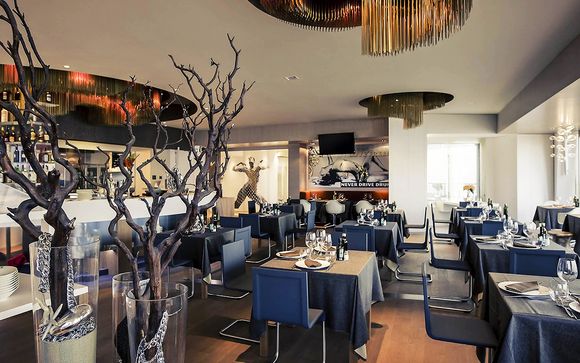Poussez les portes de votre Mercure Pesaro Cruiser 4*