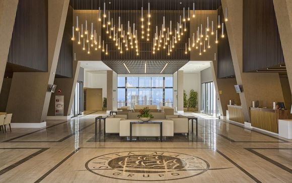 Grand Luxor Hotel 4* Sup