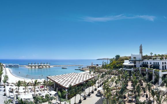 Cratos Premium Hotel & Casino 5*