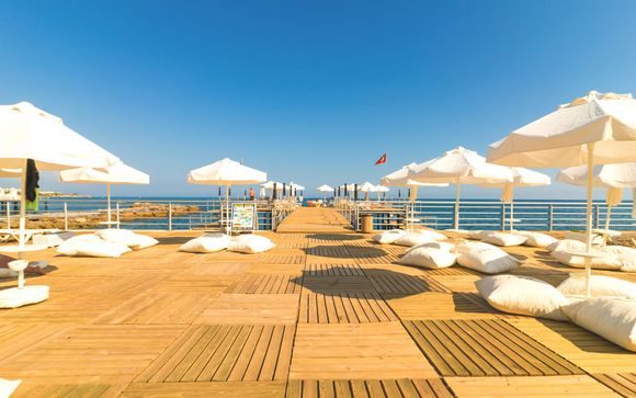 Vacances en tout inclus les pieds dans l'eau