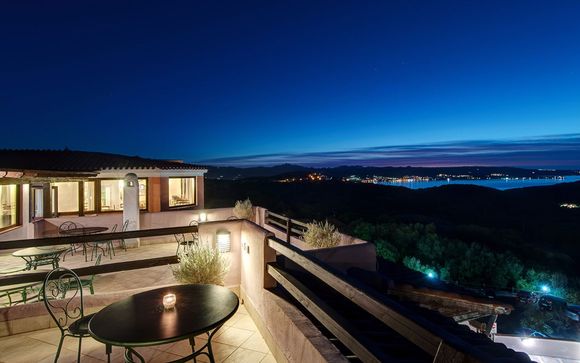 Hotel Club Li Graniti 4*