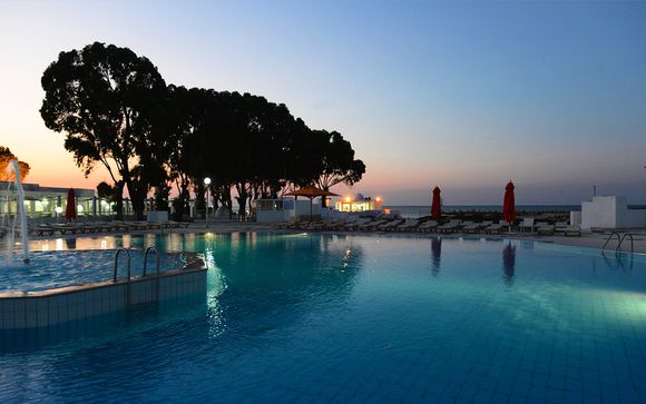 One Resort Aqua Park & Spa 4*