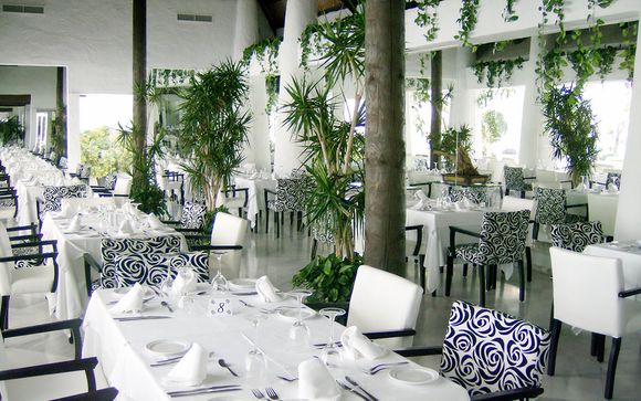 Hotel Suites Albayzin del Mar 4*