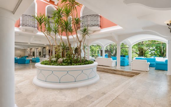 Phi Hotel Sighientu 4*