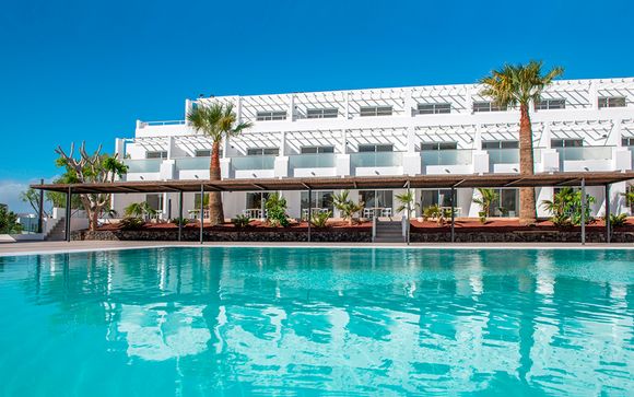 Aequora Lanzarote Suites 4*
