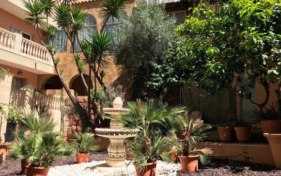 Hotel Alba Seleqtta 4*