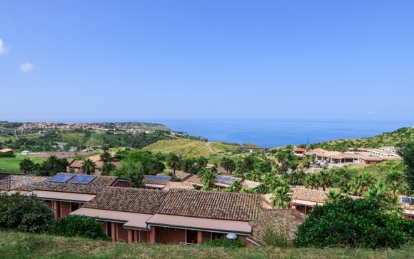 Apulia Hotels - Villaggio Baia di Dino 4*