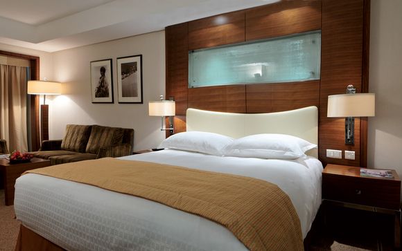 Movenpick Hotel & Apartments Bur Dubai 5*