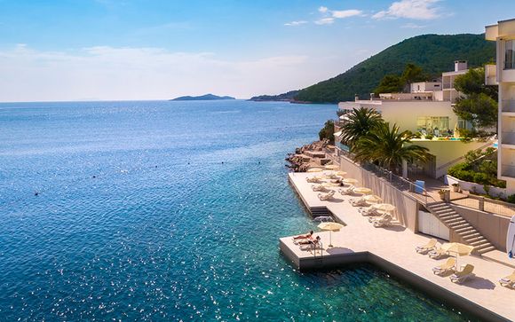 Ricercato 4* affacciato sul mare