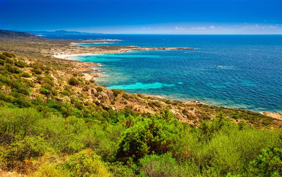 In totale libertà lungo la natura selvaggia della Corsica