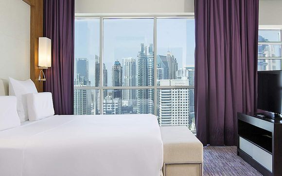 Il Pullman Dubai Jumeirah Lake Towers Hotel and Residence 5*