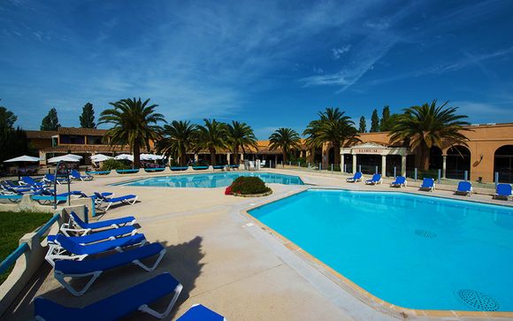 Soleil Vacances Hotel Club Résidence Les Amandiers 4*