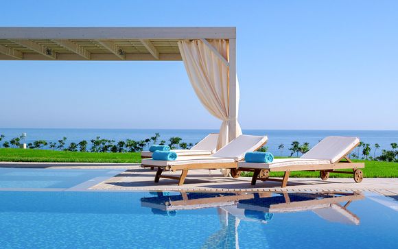 The Royal Blue Resort 5*