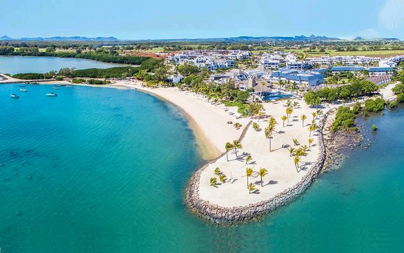 Radisson Blu Azuri Resort & Spa 5*
