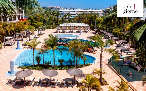 Stile coloniale 4* sulle spiagge della Costa del Sol