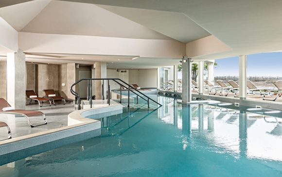Hotel Les Bains de Camargue By Thalazu 4*