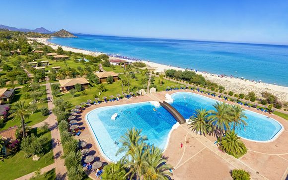 Splendido resort tra mare cristallino e verdi giardini
