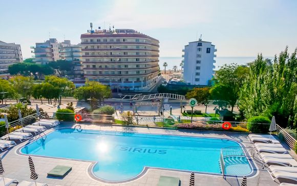 Moderno hotel 4* fronte mare con piscina e spa