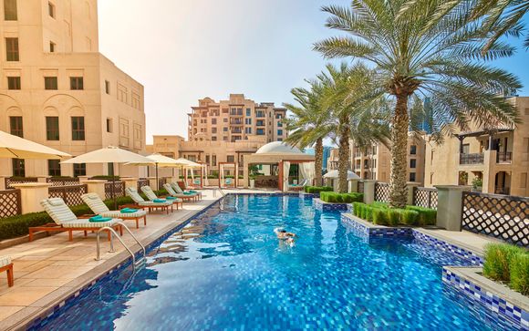 Manzil Downtown 4*