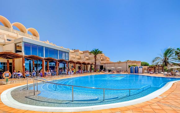 Hotel Taro Beach 4*