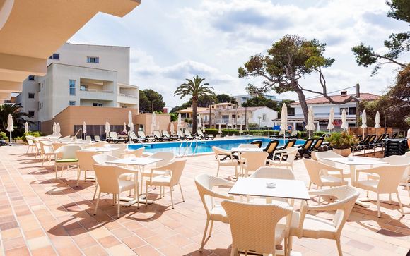 Hotel & Apartments Leman 4*