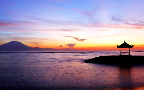Desa Visesa Ubud 5* + Fairmont Sanur 5*