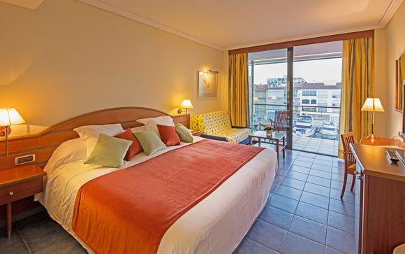 Hotel Port Salins 4*