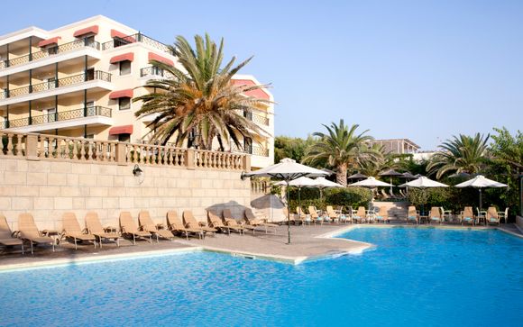 Camere vista mare in 4* sulle spiagge dell'Attica
