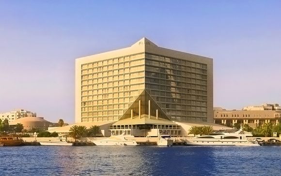 Lo Sheraton Dubai Creek Hotel & Towers 5*