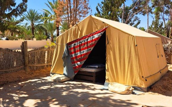 Dag 1: Djerba - Zoutmeer van Chahbania - Tataouine - Chenini - Ksar Ghilane