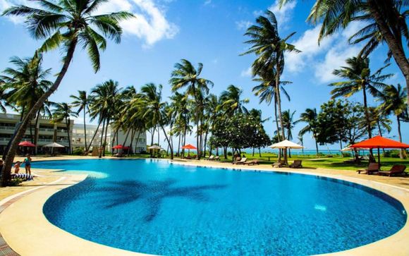 PrideInn Paradise Beach Resort & Spa 4*