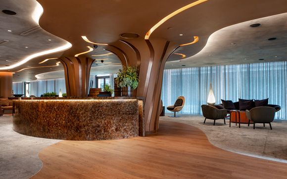 The Lodge Wine & Business Hotel 5*