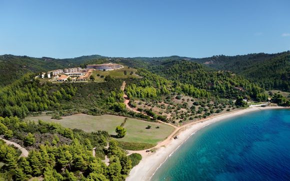 Ajul Luxury Hotel and Spa Resort 5*