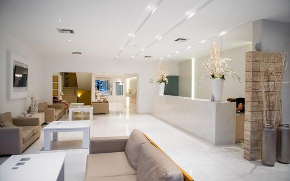 Pefkos Breeze Family Resort & Spa 4*