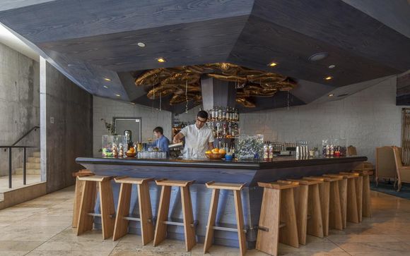 The LINE Los Angeles 4*