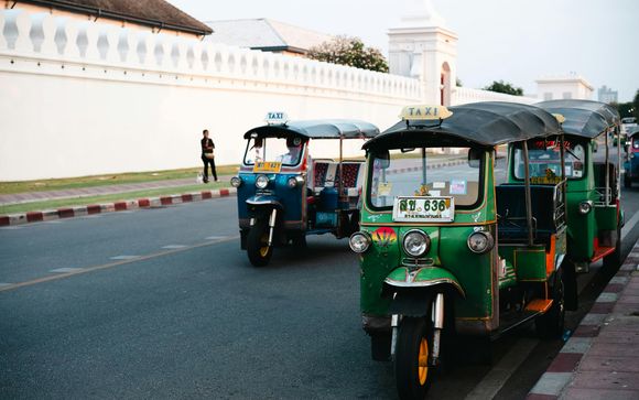 Optional extras & excursions 