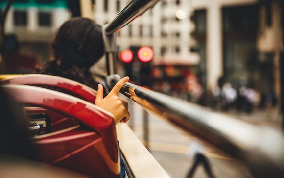 24-hour hop-on hop-off Lisbon bus pass