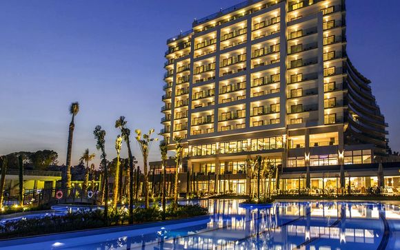 Seven Seas Sealight Elite Hotel