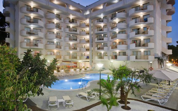 Salou Beach by Pierre et Vacances 4*