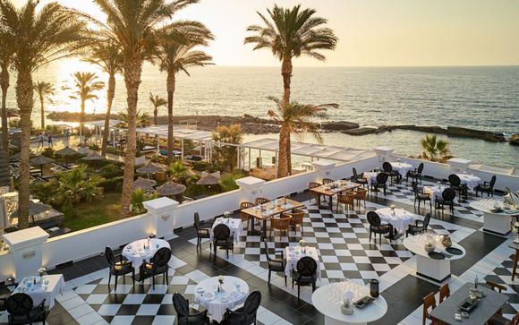 Radisson Blu Beach Resort 5*