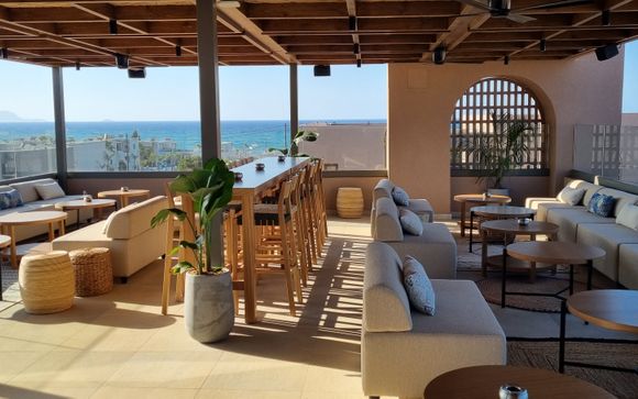 Paralos Venus Suites 5*