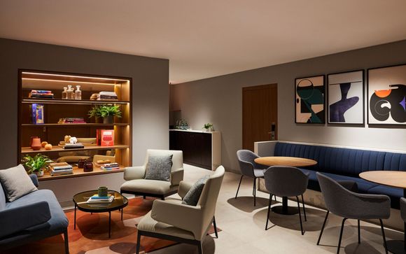 Crowne Plaza Paris République 4*