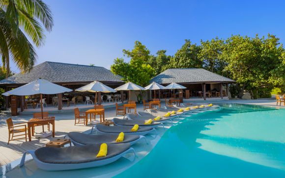 Centara Ras Fushi Resort & Spa 4*