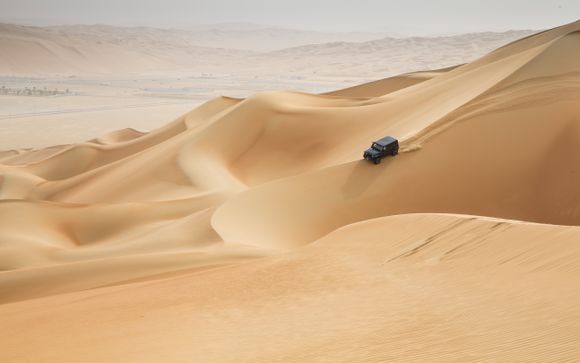 Wahiba Desert & Wadi Bani Khalid tour (for stays of 7 nights or longer)