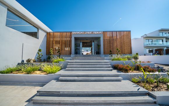 Harmony Crest Resort & Spa 4*