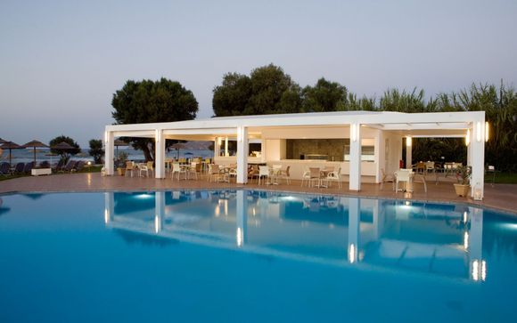 Geraniotis Beach Hotel 4*