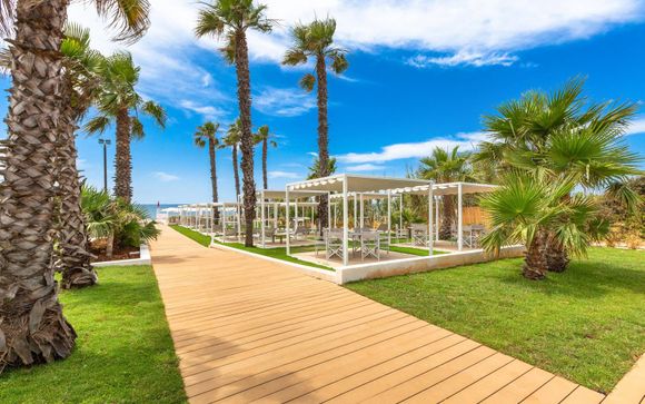 Almarea Resort 4* 